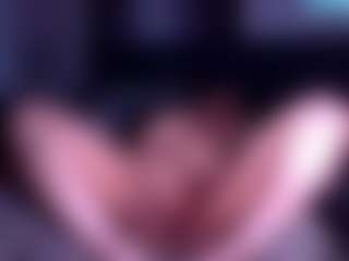 KinkeeKaee's Live Sex Cam Show
