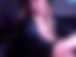 KinkeeKaee's Live Sex Cam Show