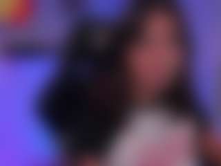 Live cam show with Mia - HD Latina on AdultVida.com