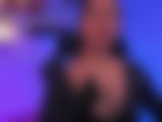 Mia's Live Sex Cam Show