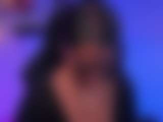 Live cam show with Mia - Latina Petite on slutload