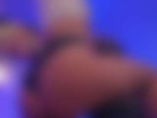 Mia's Live Sex Cam Show