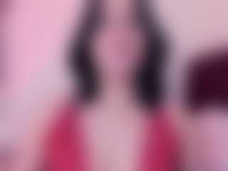 Amara's Live Sex Cam Show