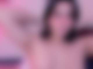 Amara's Live Sex Cam Show