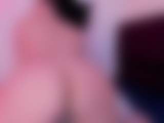 Amara's Live Sex Cam Show