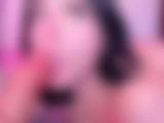 Amara's Live Sex Cam Show