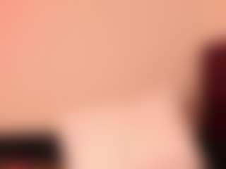 Live cam show with Amara - Oil on nudelive.tv