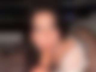 Amara's Live Sex Cam Show