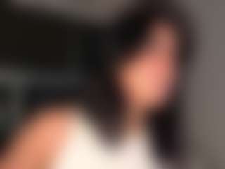 Amara's Live Sex Cam Show