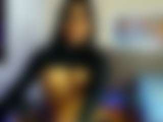 Live cam show with bella-warzon - Petite on milfzrlive.com