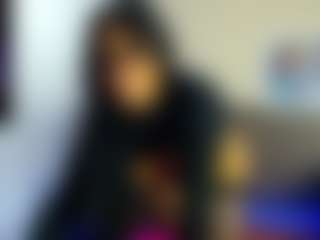 Live cam show with bella-warzon - Ebony on EXY | colombia