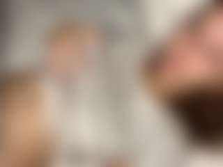 Live cam show with DanyelleHerriman - College on CamClone