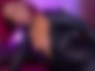 Live cam show with DollyBrownx - Strip on Dolls Live