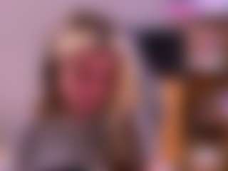 Live cam show with HerlindaVanvuren - Cono Afeitado on StripNow