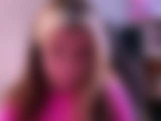 Live cam show with HerlindaVanvuren - Arab Young Adult on Camming Site
