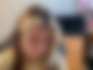 HerlindaVanvuren's Live Sex Cam Show