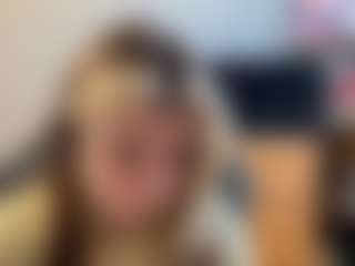 Live cam show with HerlindaVanvuren - New Young Adult on fapnchat