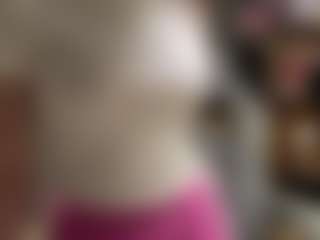 Live cam show with HerlindaVanvuren - Middle Aged on Stripli.com
