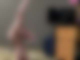 Live cam show with HerlindaVanvuren - Skinny on hrnylive.com