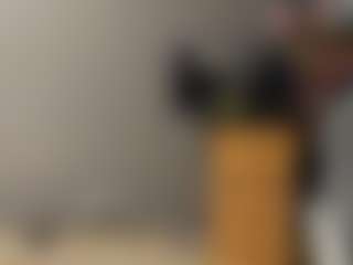 Live cam show with HerlindaVanvuren - Middle Aged on xxxlivecams.org