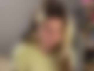Live cam show with HerlindaVanvuren - Middle Aged on Soda Cam