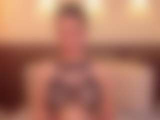 Live cam show with Lexiethompson - Ride Torso on sexylivex.com
