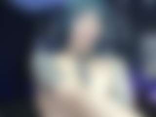 Live cam show with Marie - Shaved on WildCum