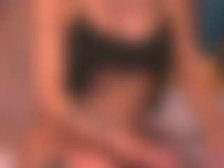 Live cam show with queendiabla - Green Eyes on studioflirtlive.com