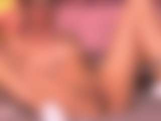 Live cam show with queendiabla - Cute on SinfulBabes