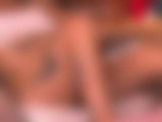 Live cam show with queendiabla - Skinny MILF on Cam Slut
