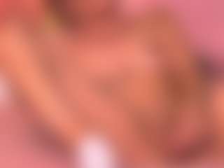 Live cam show with queendiabla - Athletic Public on Hubzter Live