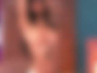Live cam show with queendiabla - Lovense Middle Aged on TeamSkeetLive