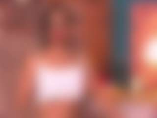 Live cam show with queendiabla - Green Eyes on Camsoda