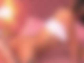 Live cam show with queendiabla - Green Eyes on Camsoda