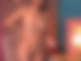 Live cam show with queendiabla - Skinny MILF on Camsoda