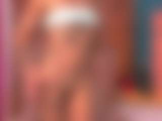 queendiabla MILF webcam performer live streaming