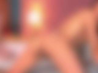 queendiabla MILF webcam performer live streaming