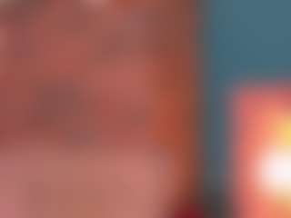 Live cam show with queendiabla - Striptease MILF on MyBangCams