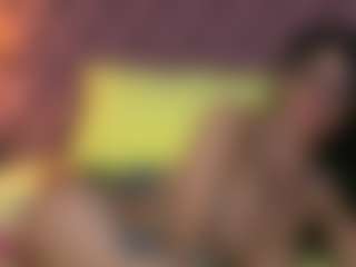 Live cam show with queendiabla - Green Eyes on Camsoda