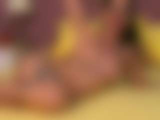 Live cam show with queendiabla - Lush Mature on StripNow