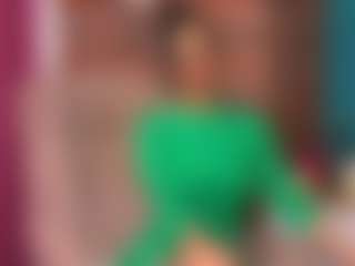 Live cam show with queendiabla - Athletic MILF on slutload