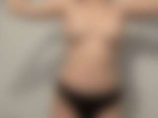 HienLeggans's Live Sex Cam Show