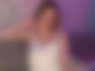 Live cam show with HienLeggans - Domination on live18s.com