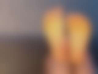 HienLeggans's Live Sex Cam Show
