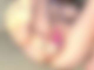 Live cam show with HienLeggans - Joi on Hubzter Live