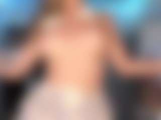 HienLeggans's Live Sex Cam Show