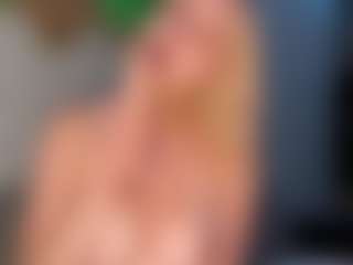 Live cam show with HienLeggans - Smoking on Strip Flash - Live Sex Shows