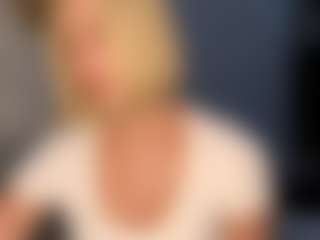 HienLeggans's Live Sex Cam Show