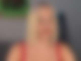 Live cam show with HienLeggans - Blonde Hair on Camsoda