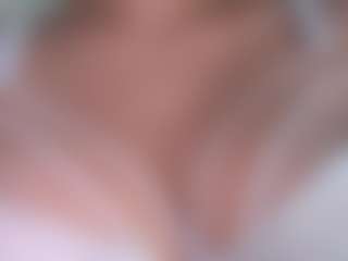Live cam show with HienLeggans - Blue Eyes on Camsoda
